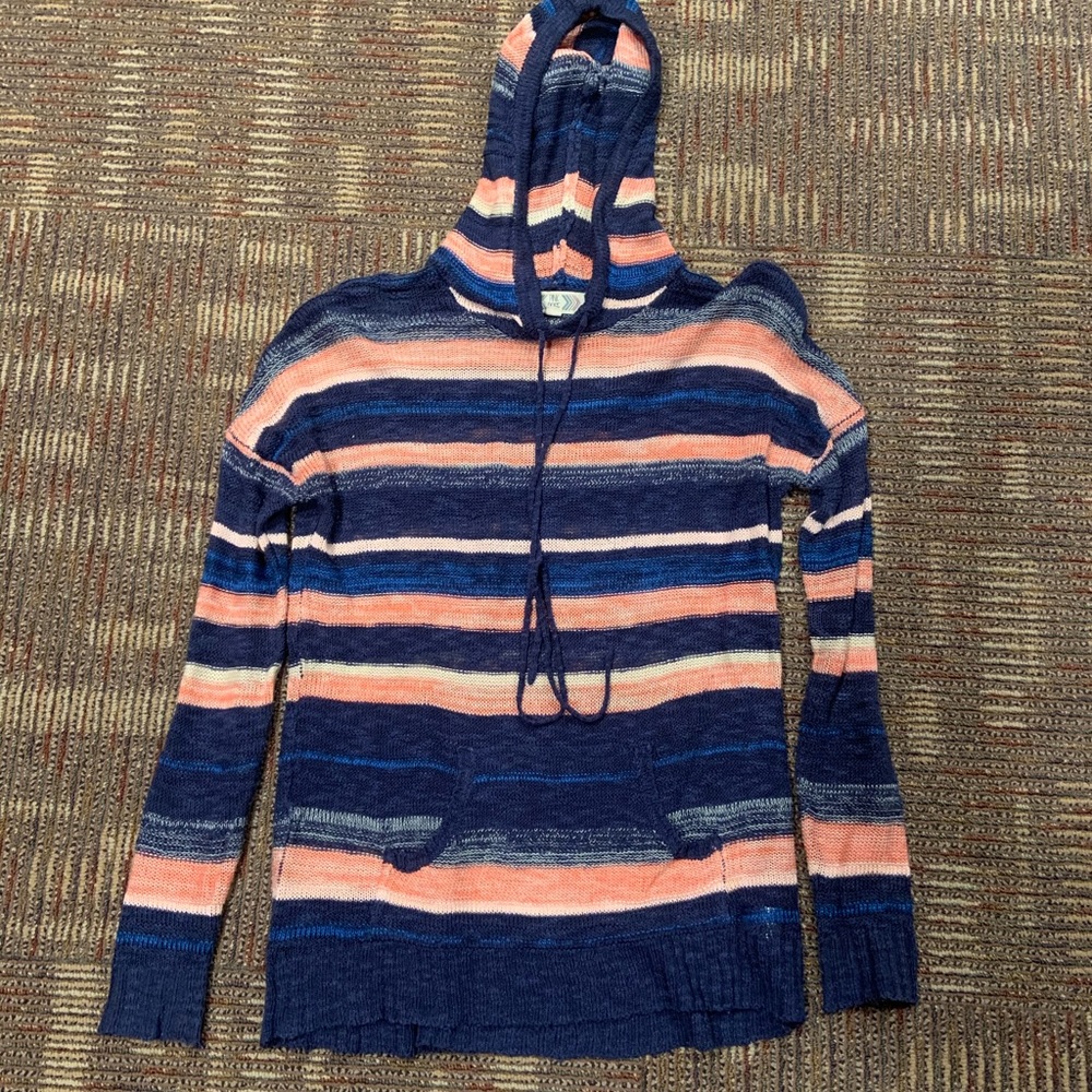 Very cute hooded sweater